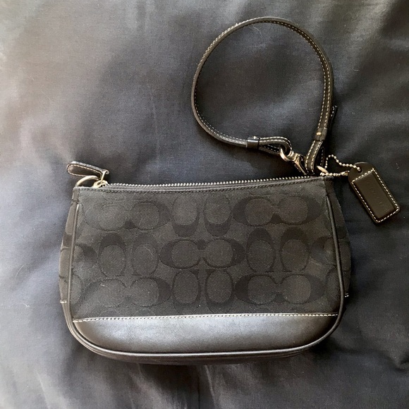 Vintage Coach Wristlet - Picture 1 of 5